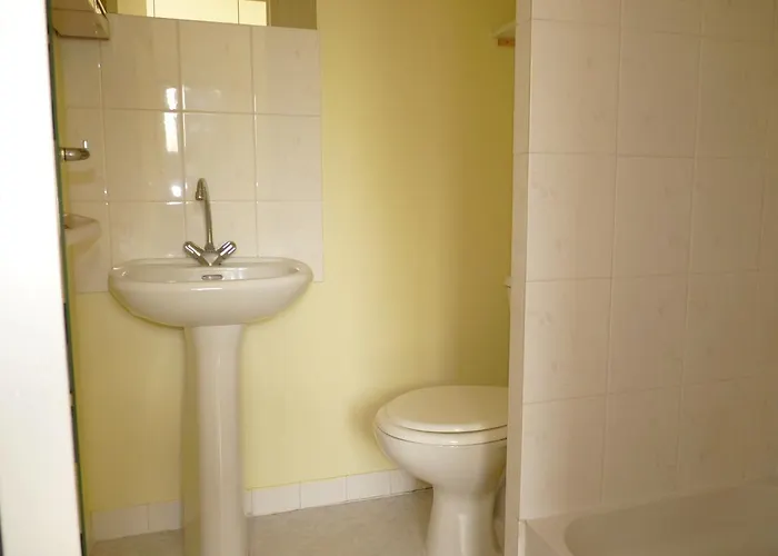 Honore De Balzac Брест